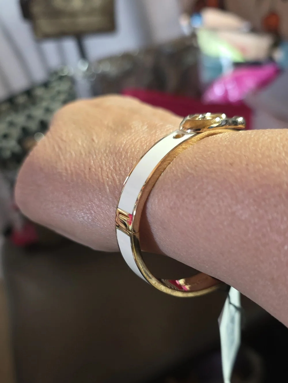 Coach Large C cream Bangle Bracelet Easy On  Nwt